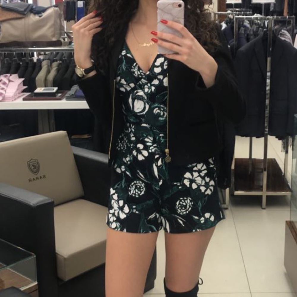 Club Monaco Romper